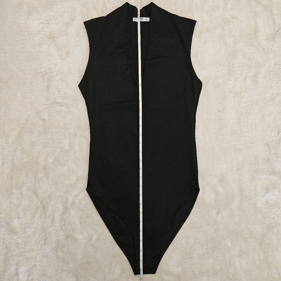NEW Zara Sleeveless Black Bodysuit Size M Bodycon Minimalist Monochrome Tailored - Picture 10 of 11